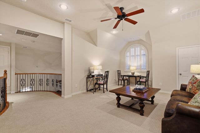 2324 Harrisburg Lane, Plano, TX 75025