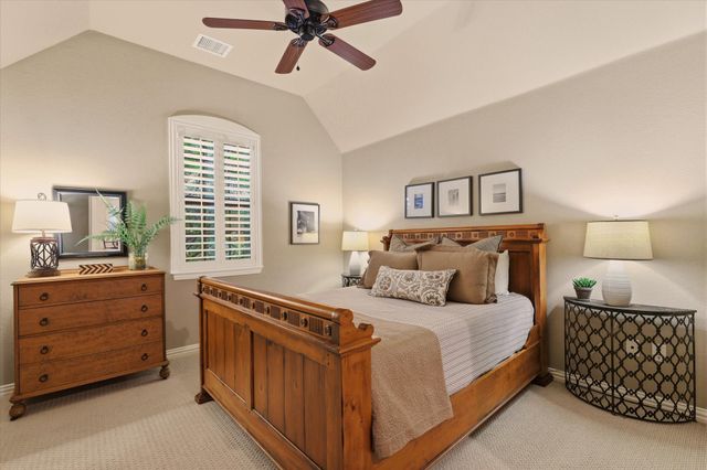 2324 Harrisburg Lane, Plano, TX 75025