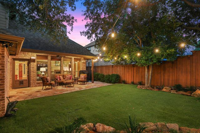 2324 Harrisburg Lane, Plano, TX 75025