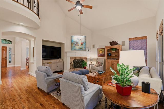 2324 Harrisburg Lane, Plano, TX 75025