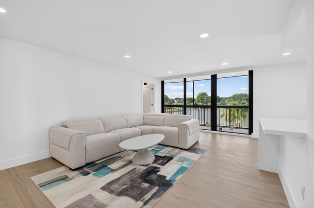 1732 Bridgewood Drive, Boca Raton, FL 33434