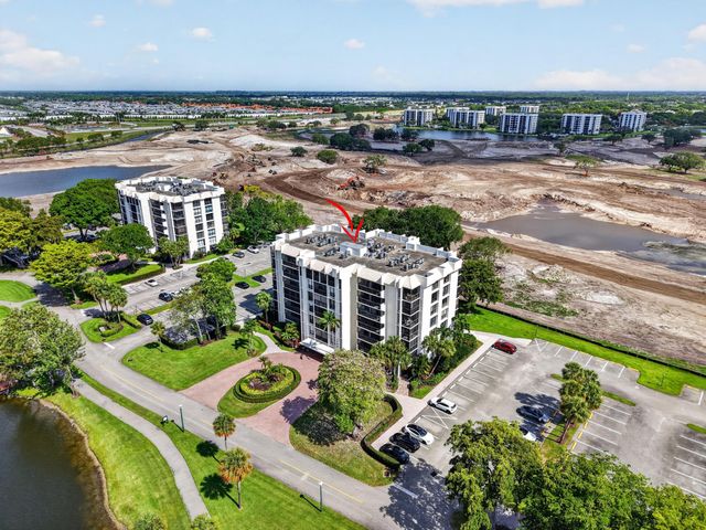 1732 Bridgewood Drive, Boca Raton, FL 33434