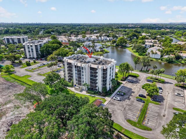 1732 Bridgewood Drive, Boca Raton, FL 33434