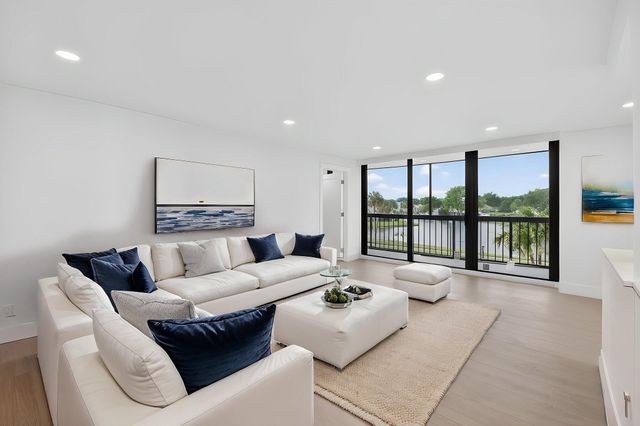 1732 Bridgewood Drive, Boca Raton, FL 33434