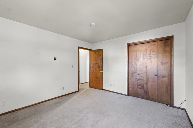 323 N City Line Road, Newman, IL 61942