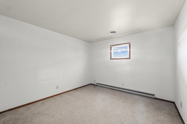 323 N City Line Road, Newman, IL 61942