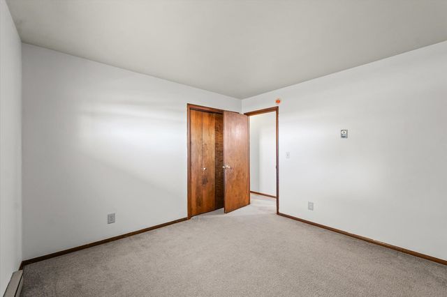 323 N City Line Road, Newman, IL 61942