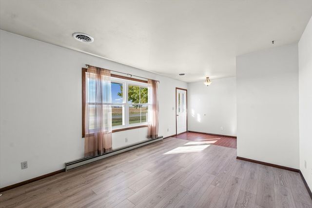 323 N City Line Road, Newman, IL 61942