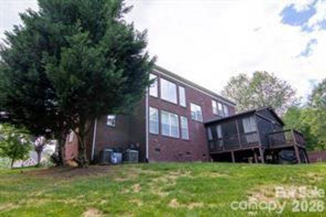 1925 Carlota Court, Charlotte, NC 28269