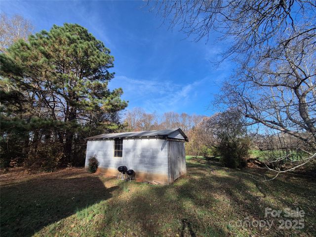 506 Hearne Farm Road, Mount Gilead, NC 27306