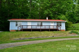 139 Windy Oaks Ridge, Burnsville, NC 28714