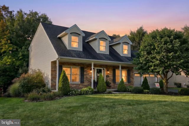 717 ASH DR, Hanover, PA 17331