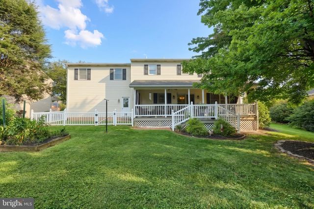 717 ASH DR, Hanover, PA 17331