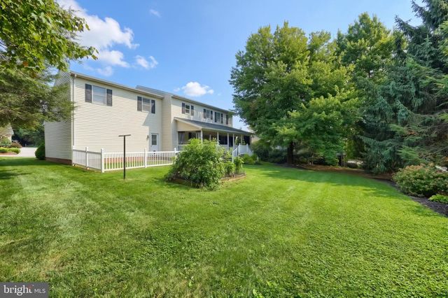 717 ASH DR, Hanover, PA 17331