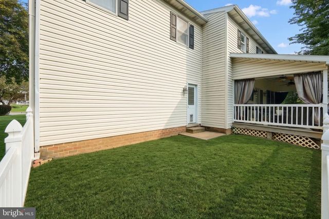 717 ASH DR, Hanover, PA 17331