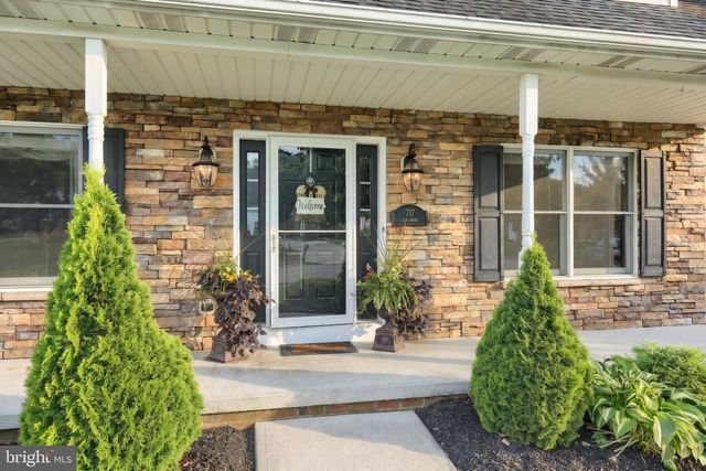 717 ASH DR, Hanover, PA 17331