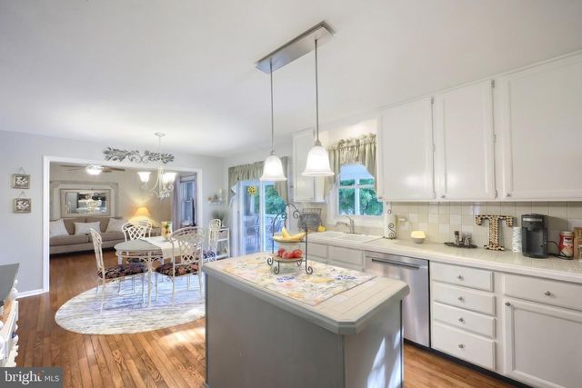 717 ASH DR, Hanover, PA 17331