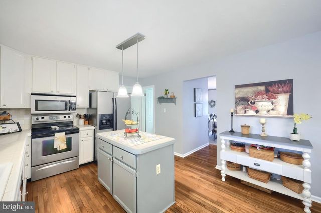 717 ASH DR, Hanover, PA 17331