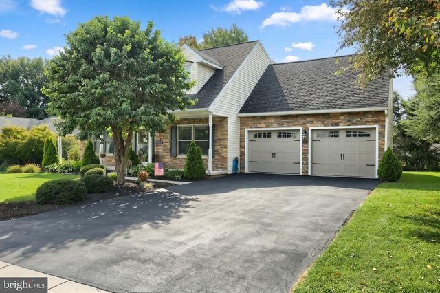 717 ASH DR, Hanover, PA 17331