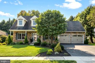 717 ASH DR, Hanover, PA 17331