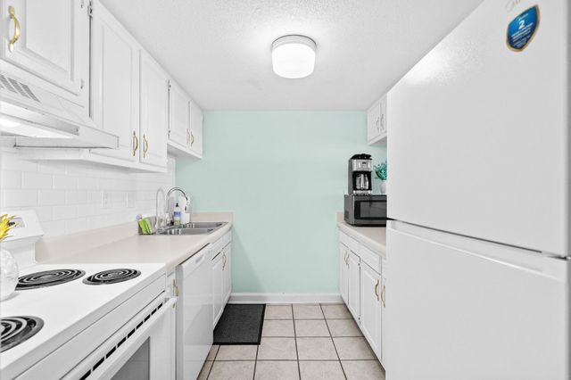 601 Mitchell Dr Apt 507, Myrtle Beach, SC 29577