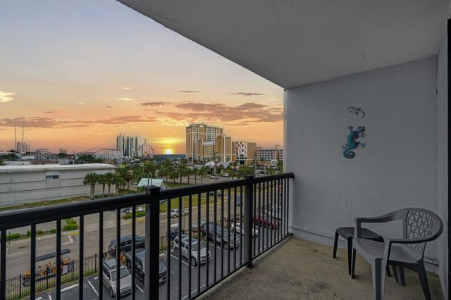 601 Mitchell Dr Apt 507, Myrtle Beach, SC 29577