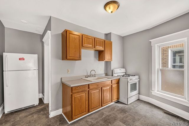 36 Geary Street, Buffalo, NY 14210
