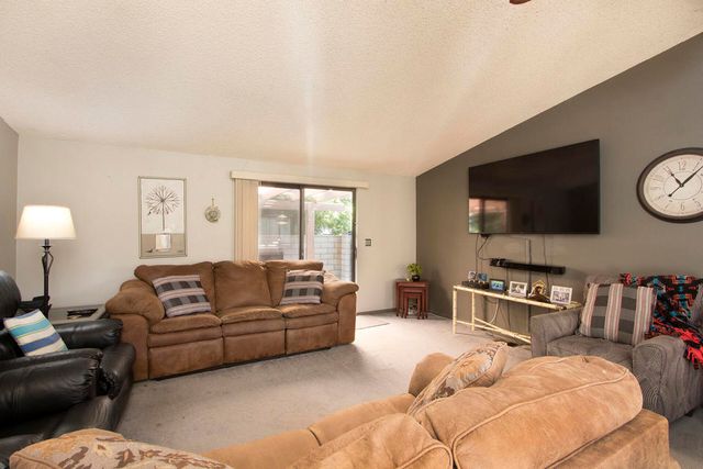 74590 Stage Line Drive, Thousand Palms, CA 92276