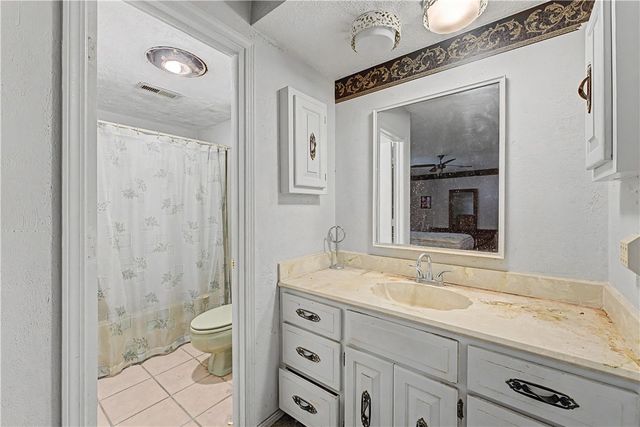 1434 Buena Vista Circle, Springdale, AR 72762
