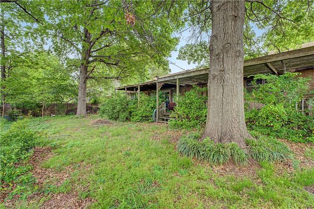 1434 Buena Vista Circle, Springdale, AR 72762