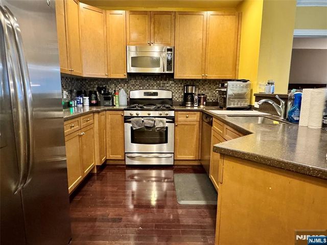 54 Polifly Road 108, Hackensack, NJ 07601