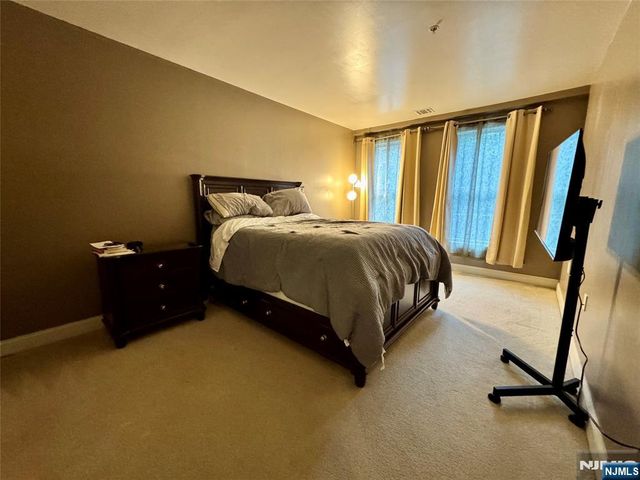 54 Polifly Road 108, Hackensack, NJ 07601