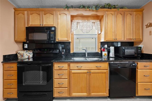 36853 JODI AVENUE, Zephyrhills, FL 33542