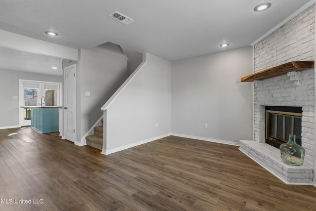 495 Popps Ferry Road, 5, Biloxi, MS 39531