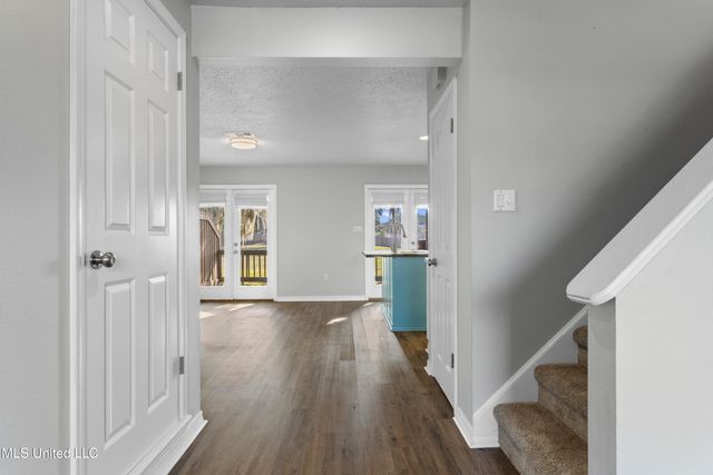 495 Popps Ferry Road, 5, Biloxi, MS 39531