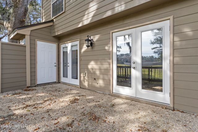 495 Popps Ferry Road, 5, Biloxi, MS 39531