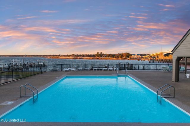 495 Popps Ferry Road, 5, Biloxi, MS 39531