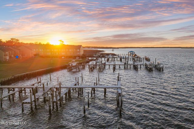 495 Popps Ferry Road, 5, Biloxi, MS 39531