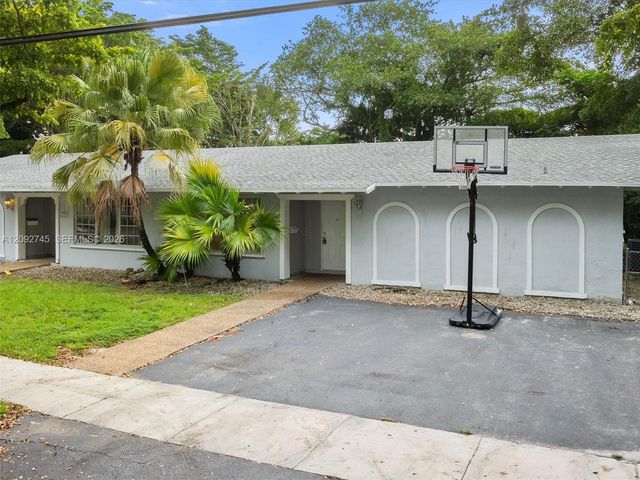 7752 SW 106th Street 7752, Pinecrest, FL 33156