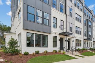 10557 Pleasant Branch Drive Unit 101, Raleigh, NC 27614