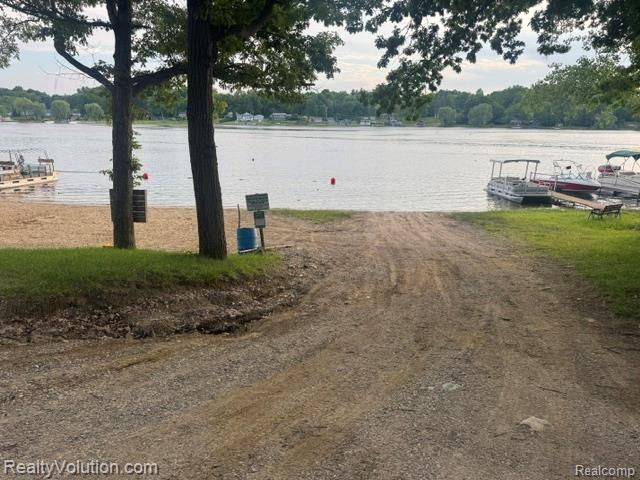 4765 Northway Drive, Attica, MI 48412