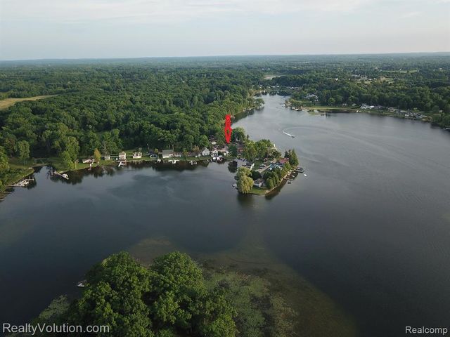4765 Northway Drive, Attica, MI 48412