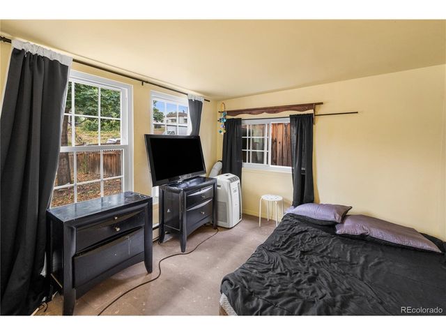 1519 W Alaska Pl, Denver, CO 80223