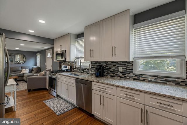 215 W GLOUCESTER PIKE, Barrington, NJ 08007