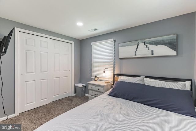 215 W GLOUCESTER PIKE, Barrington, NJ 08007