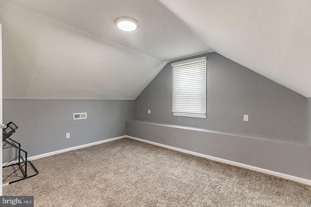 215 W GLOUCESTER PIKE, Barrington, NJ 08007