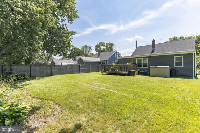 215 W GLOUCESTER PIKE, Barrington, NJ 08007