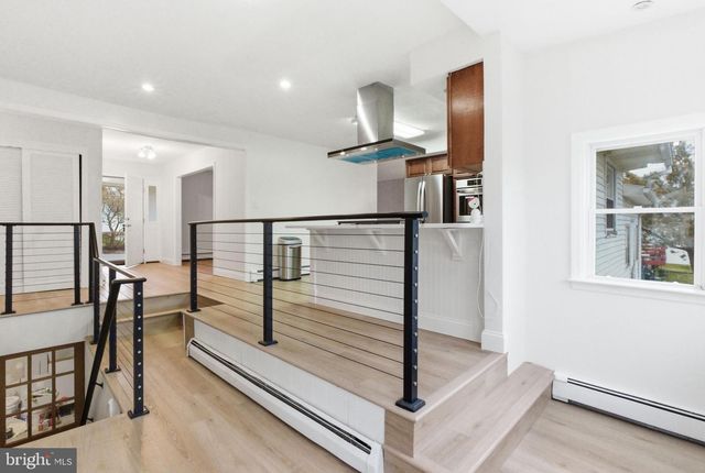 100 CARNINE, Ewing, NJ 08628