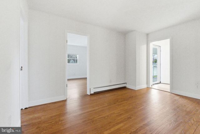 100 CARNINE, Ewing, NJ 08628