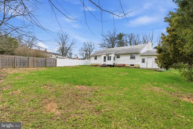 100 CARNINE, Ewing, NJ 08628